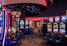 Live American Roulette wheel spin